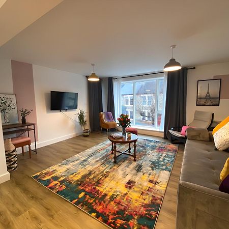 Cambridge Stays Riverside Apart Hotel With 2Br Flats At The City Centre-Parking-Balcony المظهر الخارجي الصورة