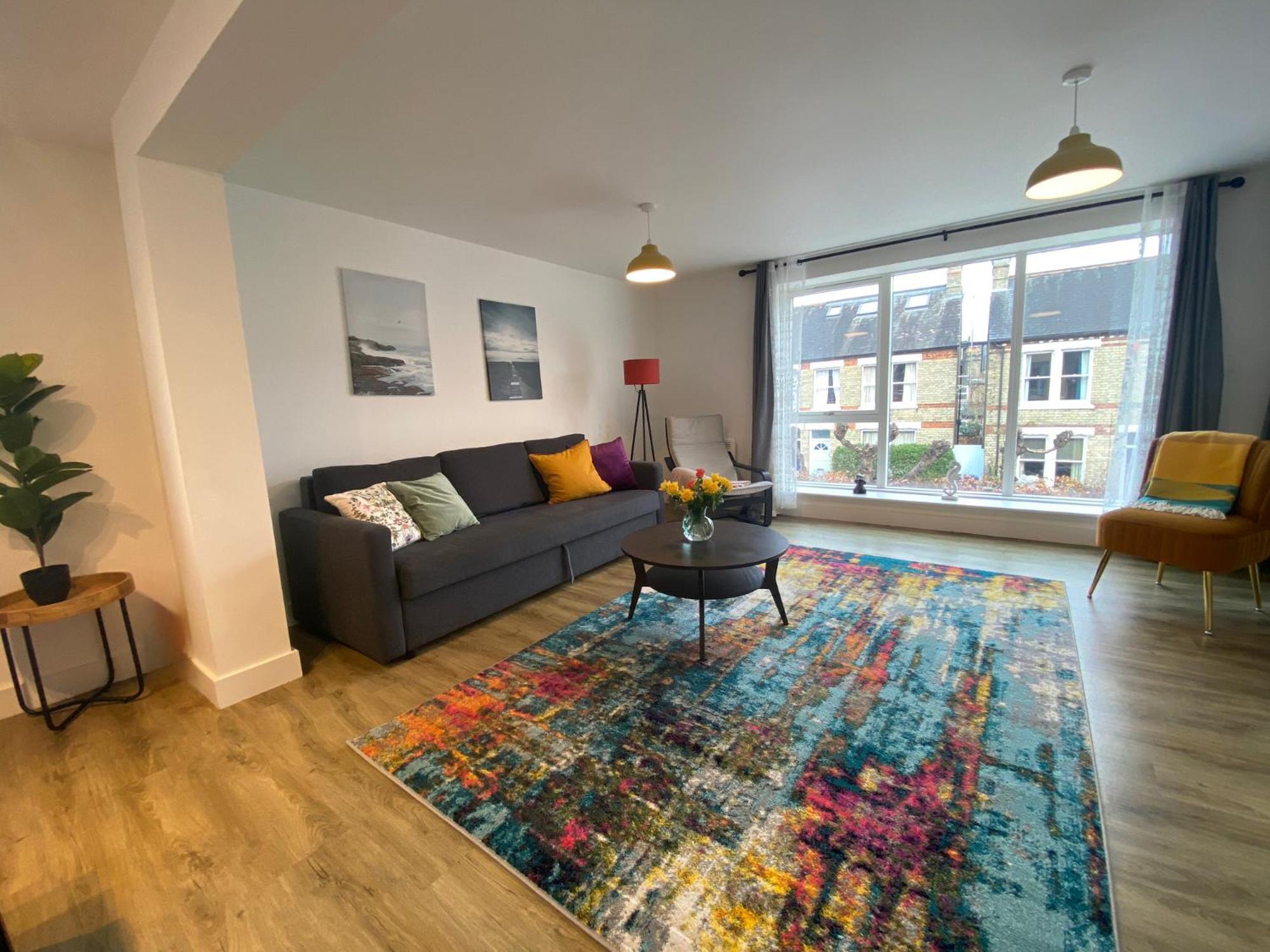 Cambridge Stays Riverside Apart Hotel With 2Br Flats At The City Centre-Parking-Balcony المظهر الخارجي الصورة