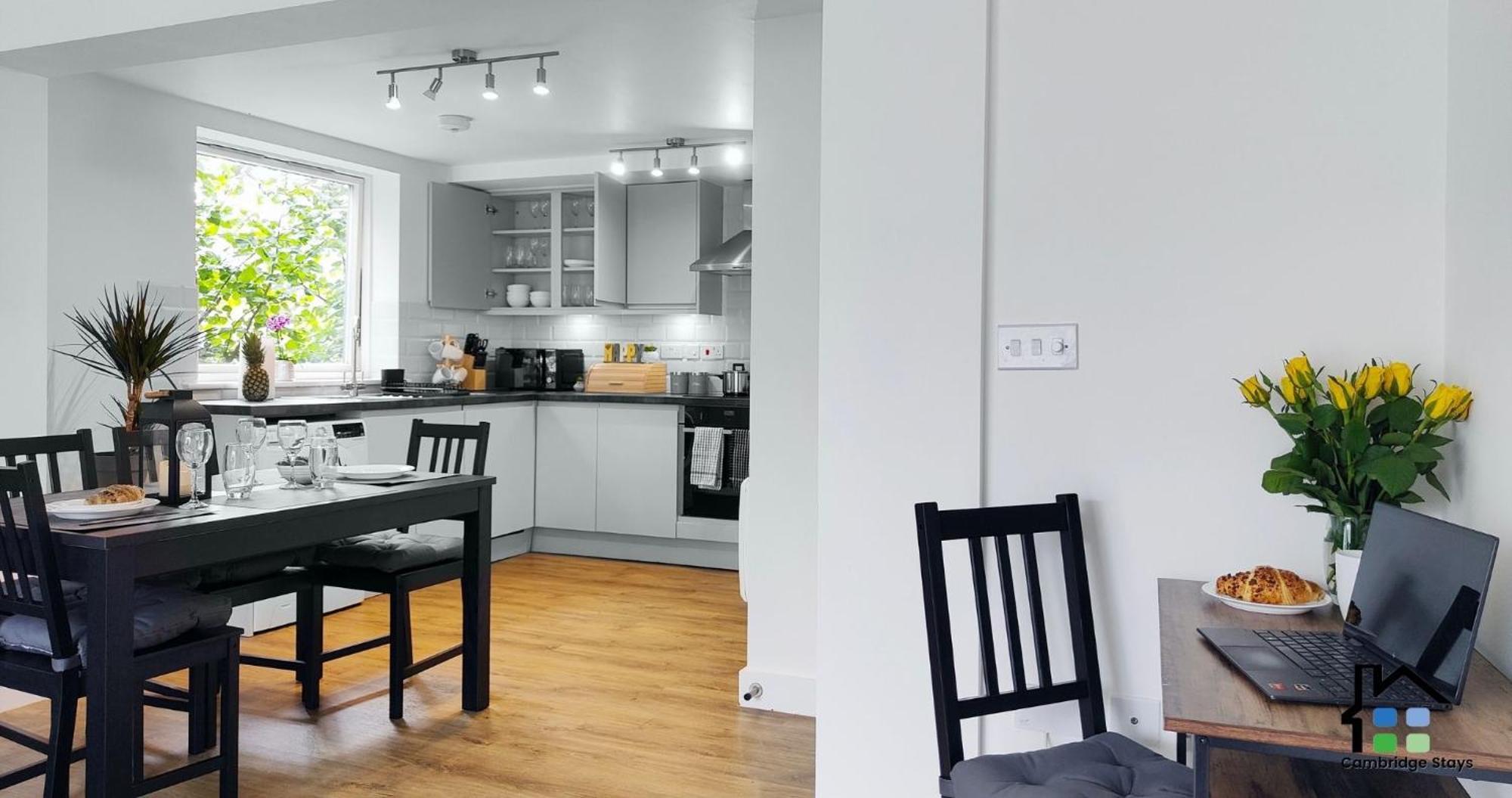 Cambridge Stays Riverside Apart Hotel With 2Br Flats At The City Centre-Parking-Balcony المظهر الخارجي الصورة