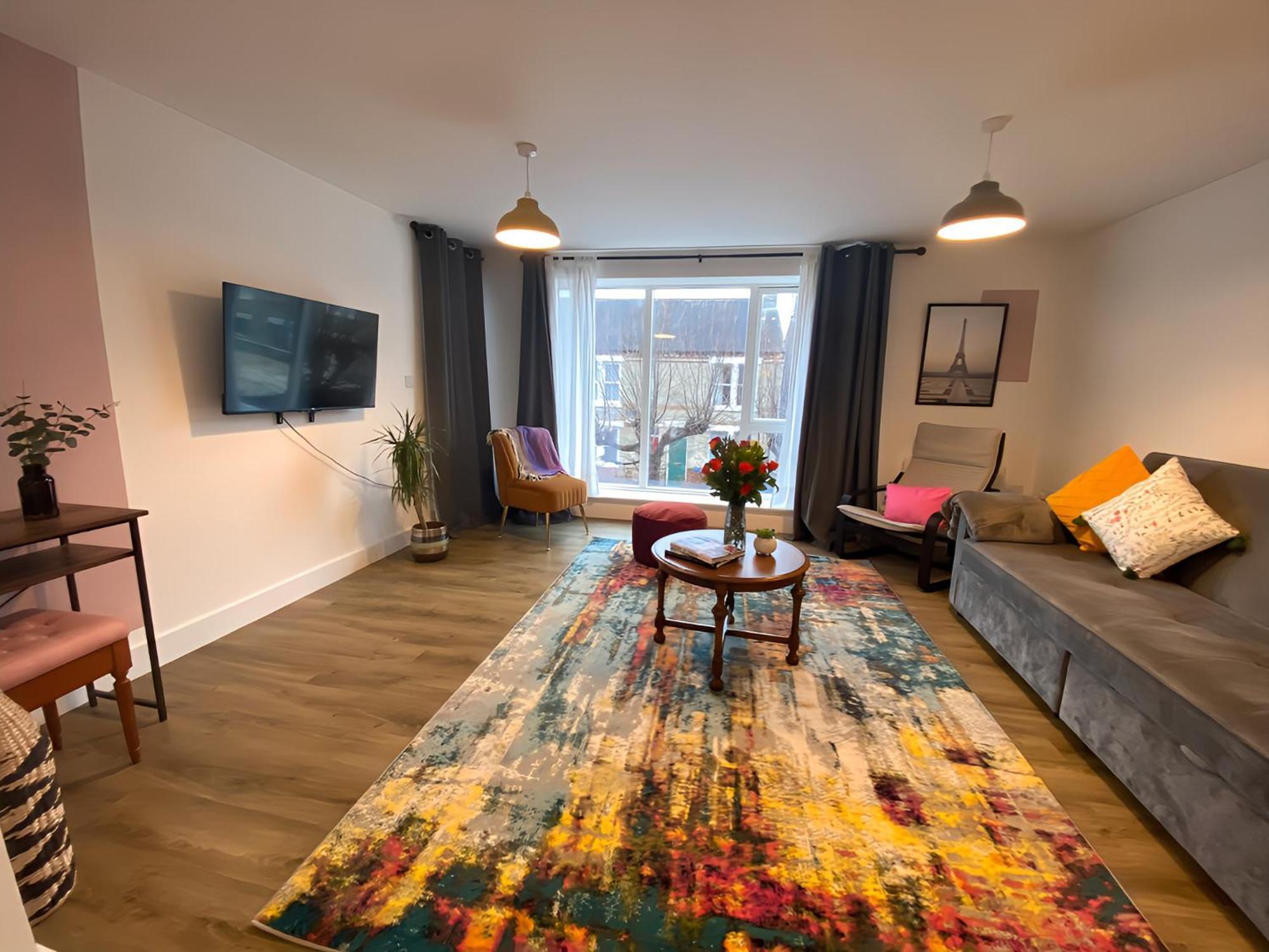 Cambridge Stays Riverside Apart Hotel With 2Br Flats At The City Centre-Parking-Balcony المظهر الخارجي الصورة