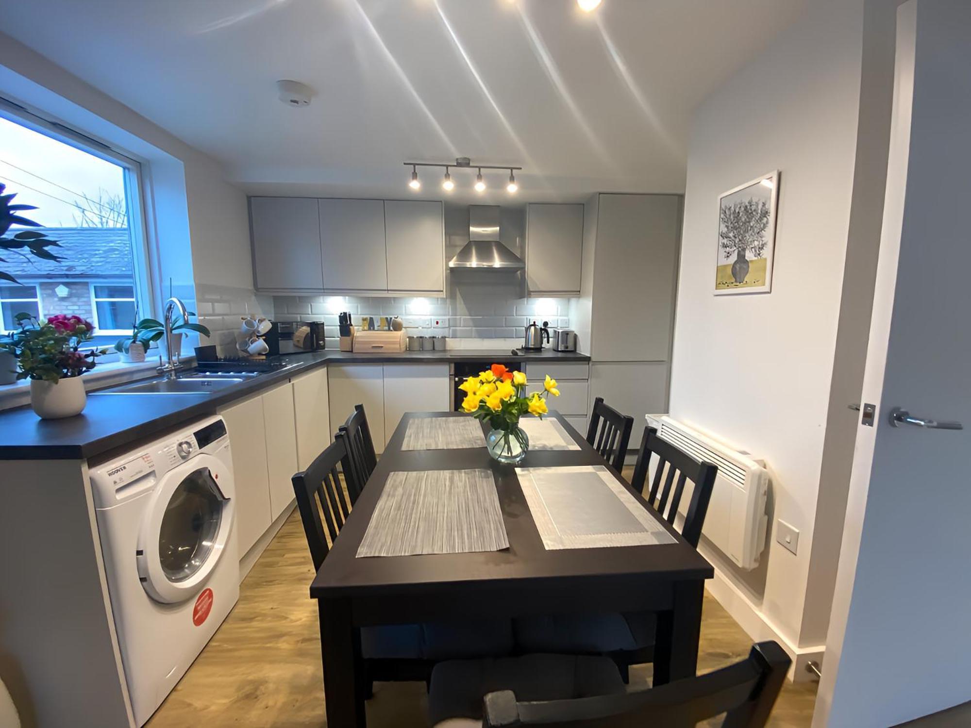 Cambridge Stays Riverside Apart Hotel With 2Br Flats At The City Centre-Parking-Balcony المظهر الخارجي الصورة